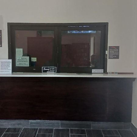 Red Roof Inn Huntsville, Al Екстериор снимка